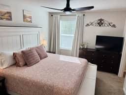 Hamlet House - Image 2